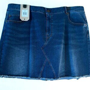 Frye and Co. Women's Denim Mini Skirt Frayed Hem size 18W NWT